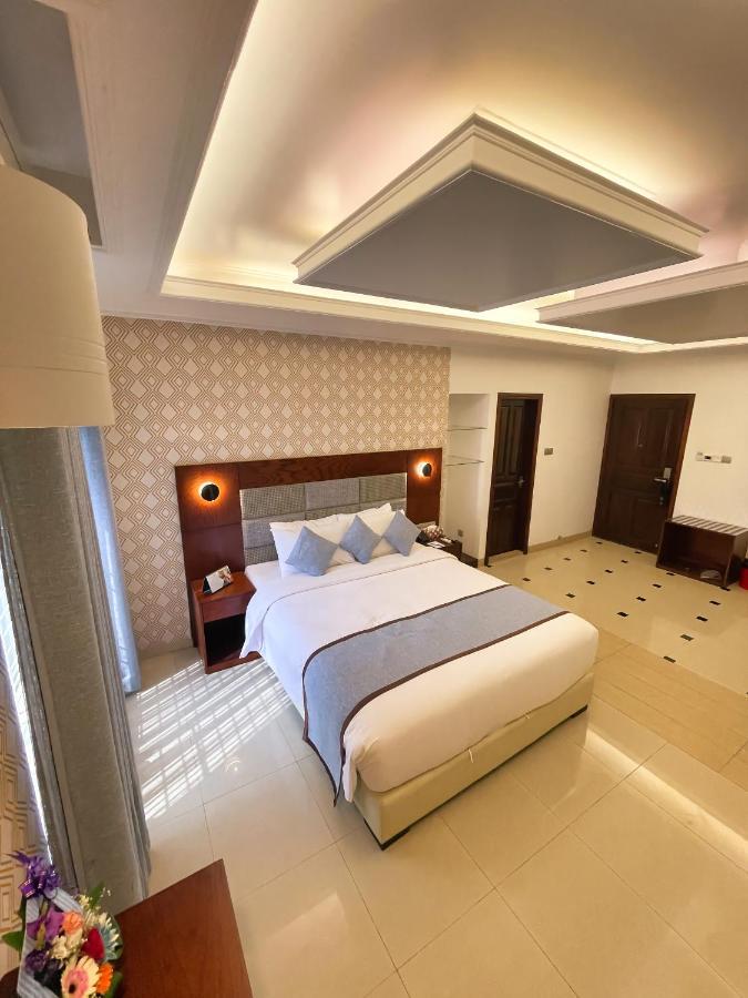 Nascent Gardenia Residence Dhaka Buitenkant foto